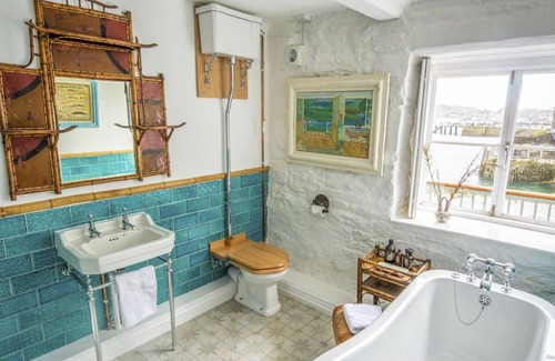 Mylor Churchtown Villa | Maritime House - Six Bedroom Villa, Sleeps 12