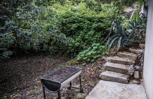 Molunat Apartment | Marivo Guest House