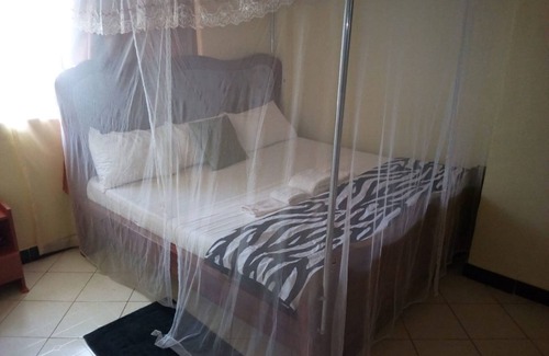 Njumbi Hotel | Mark5 Resort