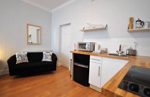 Pittenweem Apartment | Market Apartment- harbourfront studio Pittenweem