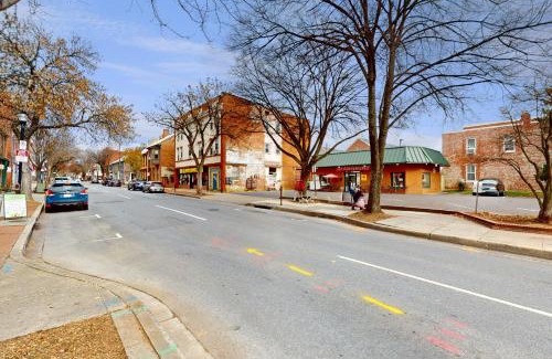 Downtown Apartment | Market Street Memories