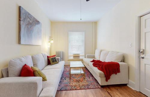 Downtown Apartment | Market Street Memories