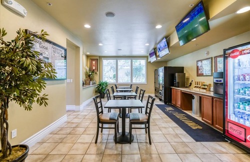 Reno/Tahoe Airport Apartment | Marketing in Reno With 2 Bedrooms and 2 Bathrooms