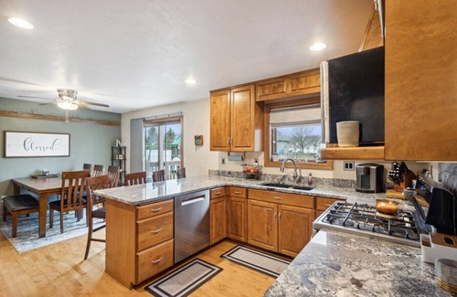 Hobart House | Marko Run - Draft Rental 4 Miles to Lambeau