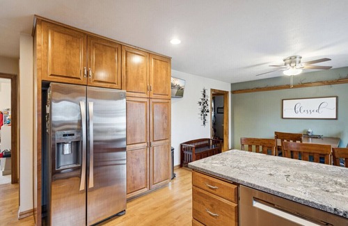 Hobart House | Marko Run - Draft Rental 4 Miles to Lambeau