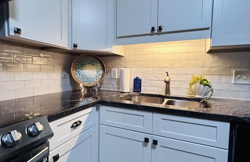 Ash Condo | Marley Cove: Beautiful Condo in Cherry Grove, NMB Just Steps from the Shore