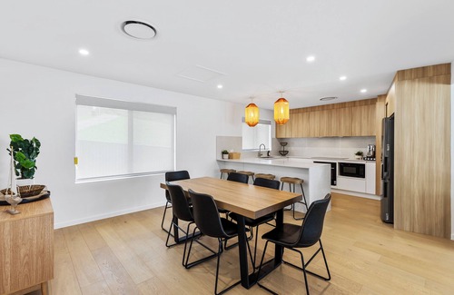 Long Beach House | Marlie’s at Long Beach (Pet Friendly)