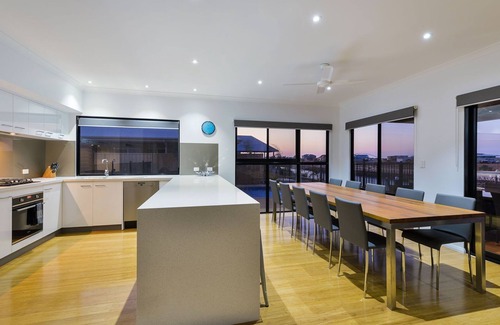 Exmouth House | Marlin is the perfect holiday base.