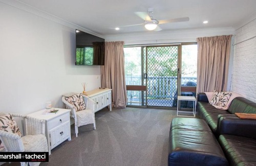 Bermagui House | Marlin Waters Unit 1 walk to beach and river Bermagui Linen Provided