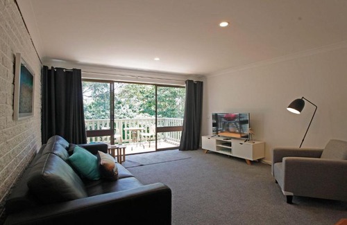 Bermagui House | Marlin Waters Unit 2 walk to beach and river Bermagui
