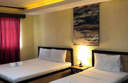 Santa Fe Hotel | Marlins Beach Resort