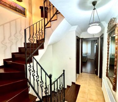 Marmaris City Center Villa | Marmaris'te Özel Havuzlu Doğa Manzaralı Villa