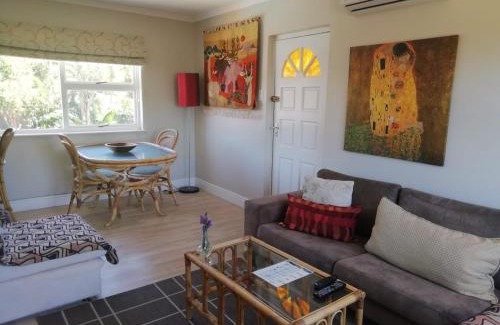 Eikenbosch House | Maroela House Guest Accommodation
