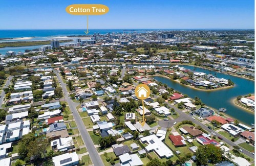 Maroochydore House | Maroochy River 3 BR unit, central yet peaceful