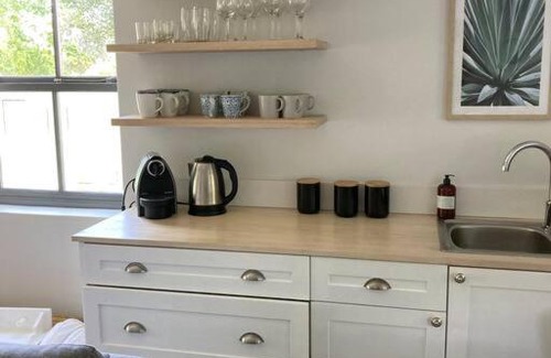 Constantia Apartment | Maroon Belles