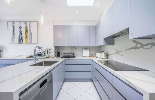 Maroubra House | Maroubra Gem Close to Beach Sleep 16