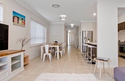 Maroubra South House | MAROUBRA LUXURY LIVING - SHORT WALK TO BEACH