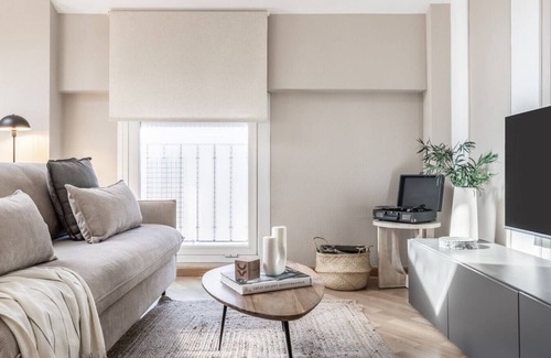 Malasana Apartment | Marques - 1 bedroom with pool in Madrid