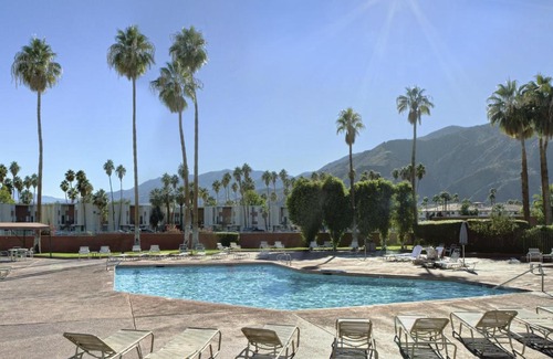 Downtown Palm Springs Resort | Marquis Villas Resort