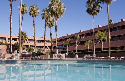 Downtown Palm Springs Condo | Marquis Villas Resort