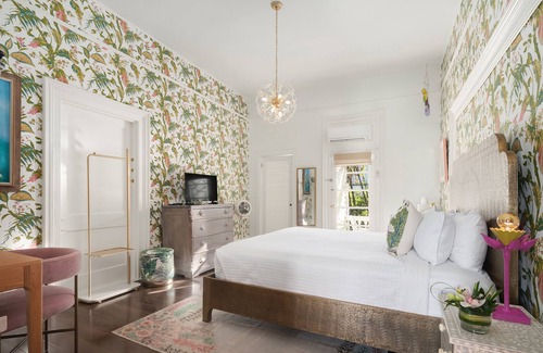 Downtown Bed & Breakfast | Marrero's Guest Mansion