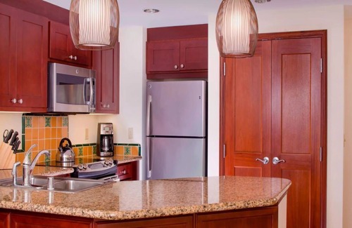 Ko Olina Resort | Marriott Ko Olina Beach Club - 2 Bedroom Unit Sleeps 8