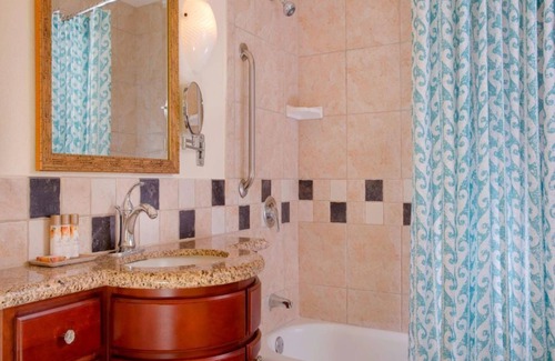 Ko Olina Resort | Marriott Ko Olina Beach Club - 2 Bedroom Unit Sleeps 8
