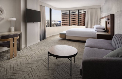 Downtown Long Beach Hotel | Marriott Long Beach Downtown