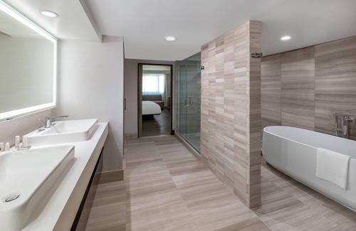 Madison Hotel | Marriott Madison West