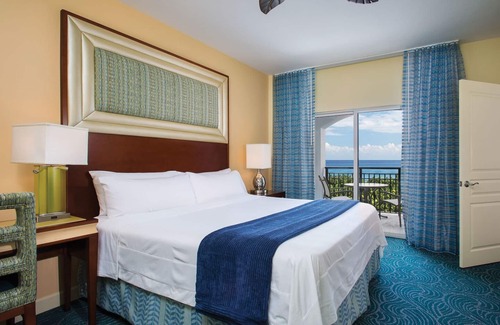 Palm Beach Shores Resort | 🌴Marriott Ocean Pointe Resort✨ Experience Paradise in a 2BR Villa - Sleeps 8!