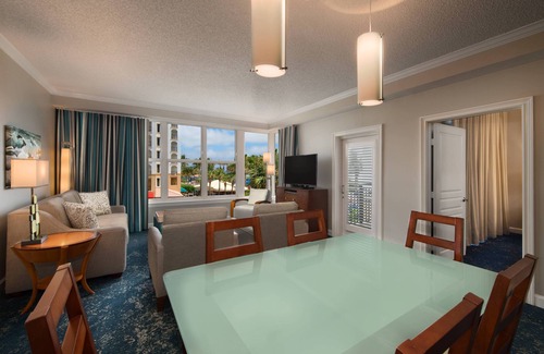 Palm Beach Shores Resort | 🌴Marriott Ocean Pointe Resort✨ Experience Paradise in a 2BR Villa - Sleeps 8!
