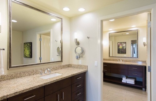Palm Desert Resort | Marriott's Desert Springs Villas II 2 BA/2 BATH * full resort access*