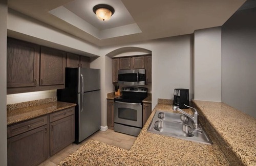 Palm Beach Shores Apartment | Marriott's Ocean Pointe 3BR OCEANFRONT W/D Kitchen, NO RESORT/CLEAN FEES