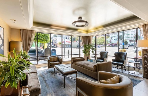 Fisherman's Wharf Resort | Marriott Vacation Pulse San Francisco Studio Sleeps 4!