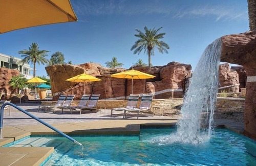 Desert Ridge Resort | Marriott’s Canyon Villas Deluxe Studio w Small kitchenette & Full resort access!