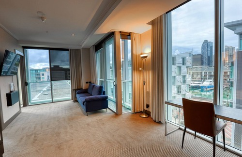 Auckland Central Business District Hotel | Marsden Viaduct Hotel