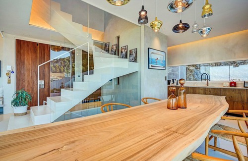 Montredon Villa | Marseille on the Roc - 4 bedrooms 8 sleeps
