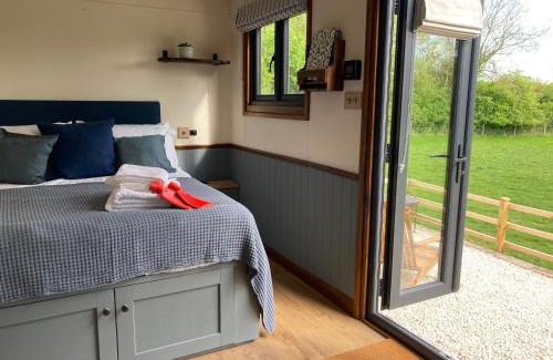 Pitney Other | Marsh Farm Glamping Yappingale Shepherd Hut