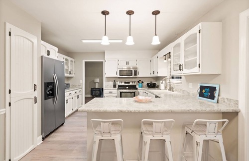 Brunswick House | Marsh Front Cottage | 3 Bed, 2.5 Bath