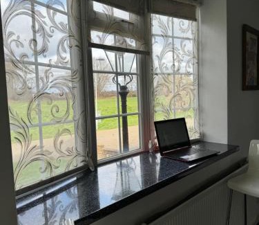 Leyton House | Marsh Lane Cottage