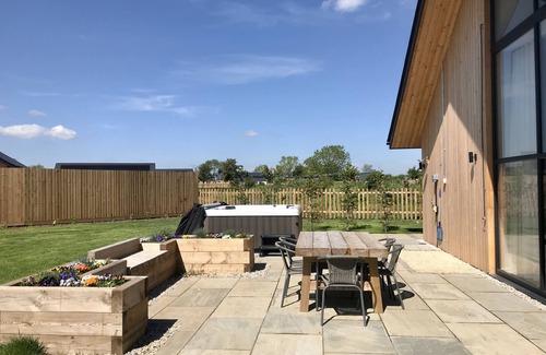 Dunholme House | Marsh Marigold Cottage, Ashlin Farm Barns