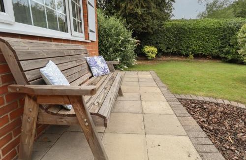 Skegness House | Marsh View Cottage