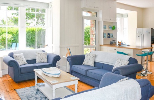 Treknow House | Martha's Harbour - sleeps 6 - near Tintagel