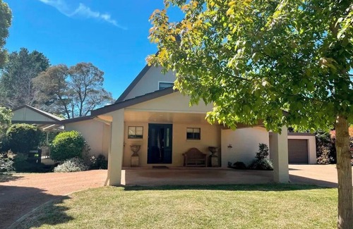 Burradoo House | Martha's . Your hideaway in the highlands.