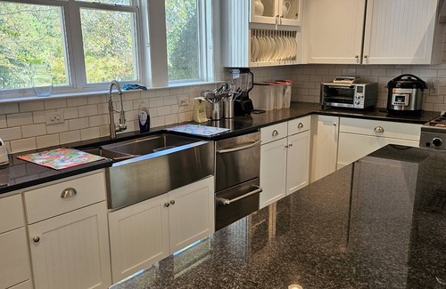 Fairburn House | MARTHA STEWART MODEL HOME:15 MINUTES TO HARTSFIELD JACKSON INTERNATIONAL AIRPORT