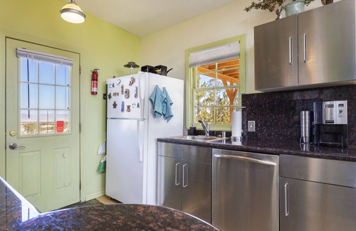 Joshua Tree House | Martian Rose - Out Of This World Stargazing Cabin 2 Bedroom Home by RedAwning
