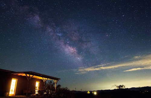 Joshua Tree House | Martian Rose - Out Of This World Stargazing Cabin 2 Bedroom Home by RedAwning