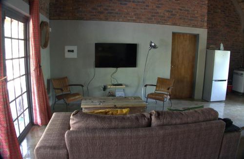Marloth Park Apartment | Marty's Rest