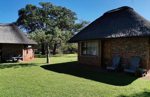 Mudimeli Cabin | Marumbi Lodge & Hunting Safaris
