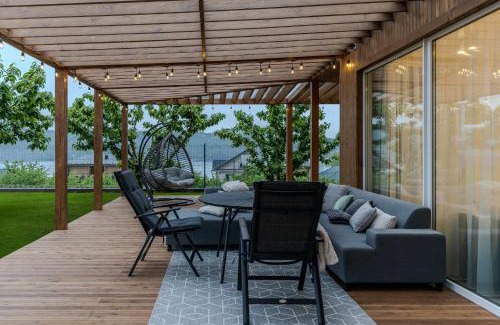Chernivtsi Region Villa | Marveli Hill